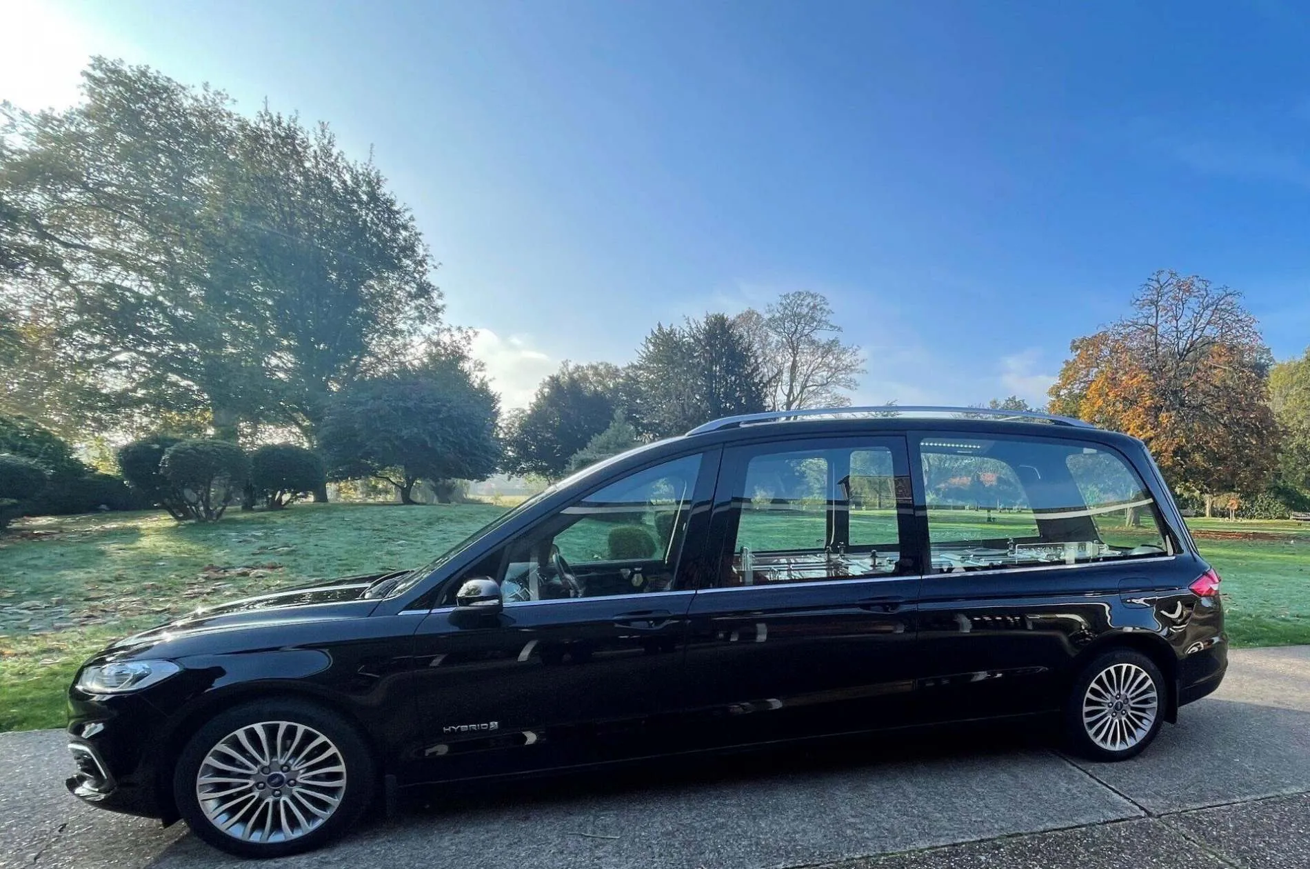 Funeral Vehicles - Brunskill Family Funerals, Chessington